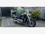 Triumph Thunderbird Commando