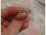 5 x Diamond and 18ct gold ring size 8