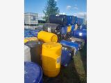 44 Gallon drums/ barrels/plastic drums