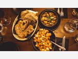 Mouthwatering Menu at Momentos